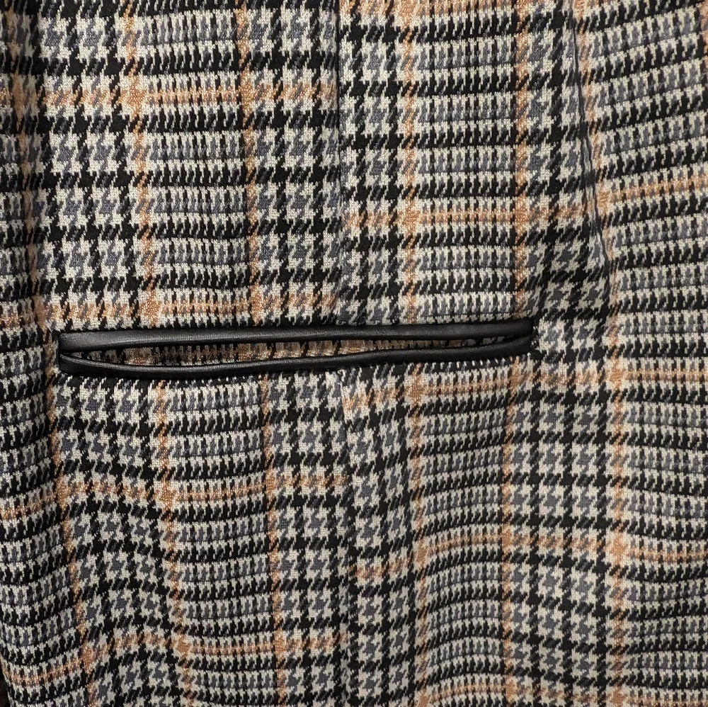 Apt. 9 Houndstooth Blazer in Black and Cream - Picture 2 of 5